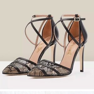 NWT- Diane Von Furstenberg Lilly black heels- size US 9.5